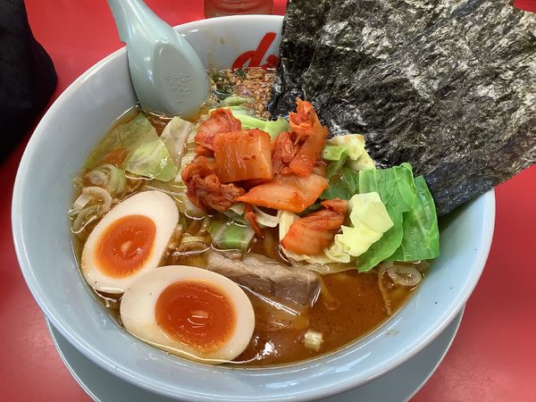 「旨辛スタスナらーめん 920円」@山岡家 千葉若葉区店の写真