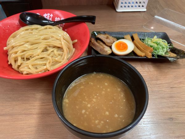 「超濃厚豚骨魚介つけ麺(並880円)」@エビ豚骨拉麺 春樹 代々木店の写真