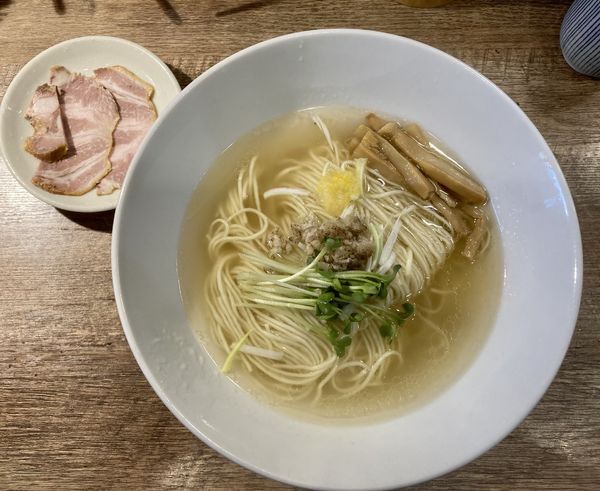 「淡麗鯛塩らぁめん」@狐狸丸の写真