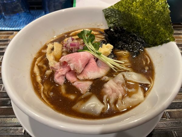 「【限定】サンマの背脂煮干しラーメン」@noodles kitchen GUNNERS 新丸子店の写真