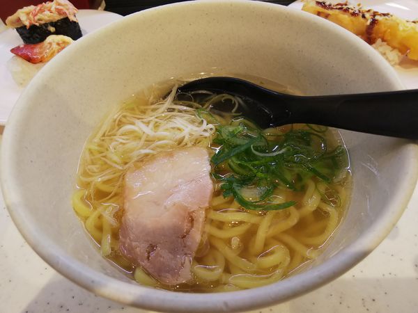 「鯛スープの塩ラーメン」@かっぱ寿司 駒ヶ根店の写真