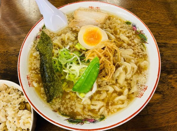 「朝ラー 太麺(中)＋ガリバタご飯」@中華そば 太平楽 六丁の目店の写真