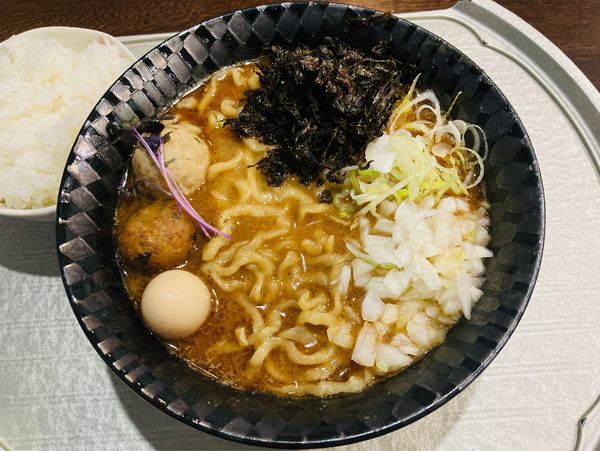 「【限定】ブリ鶏白湯〜高粘度強魚感〜＋半ライス」@らー神 心温の写真