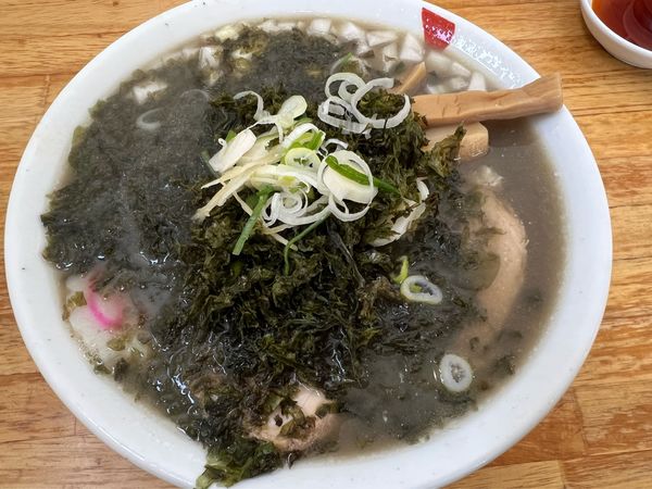 「煮干し濃いめ+のりトッピング」@麺処にっ田屋の写真