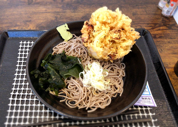 「げそ天そば・冷(520円)」@清水や 日本橋店の写真