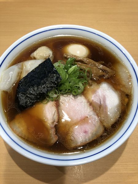 「醤油特製らぁ麺1400円」@らぁ麺 すぎ本の写真