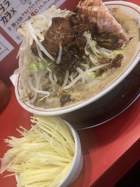 「らーめん　黒脂　生姜」@ラーメン豚島 溝の口店の写真