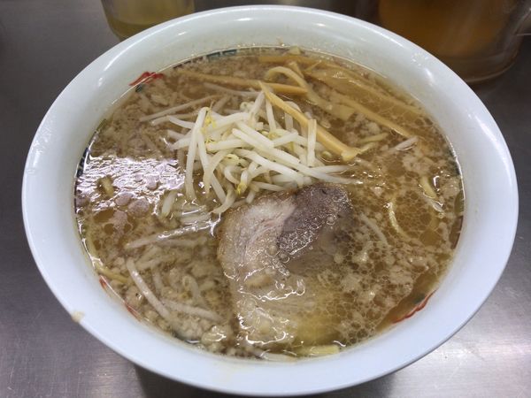 「ラーメン 900円」@ホープ軒 千駄ヶ谷本店の写真