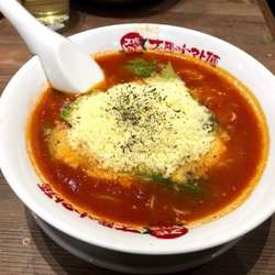 太陽のトマトチーズラーメン