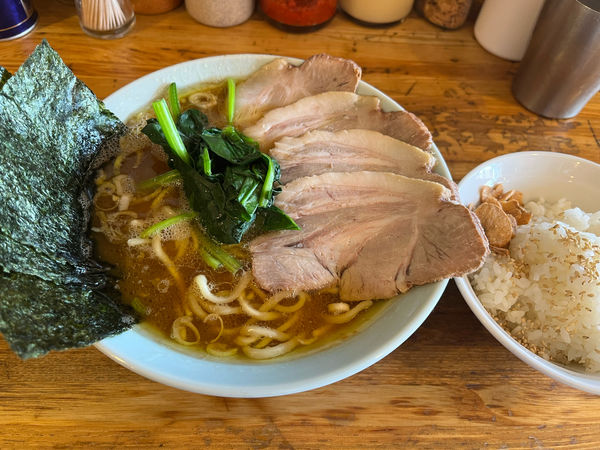 「家系 泉家¥800+チャーシュー¥230（半ライス無料）」@麺屋 庄太 六浦本店の写真