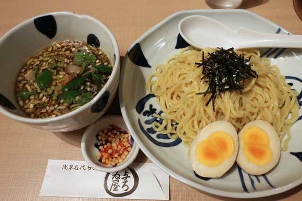 「玉子付きざるらーめん　900円」@与ろゐ屋の写真