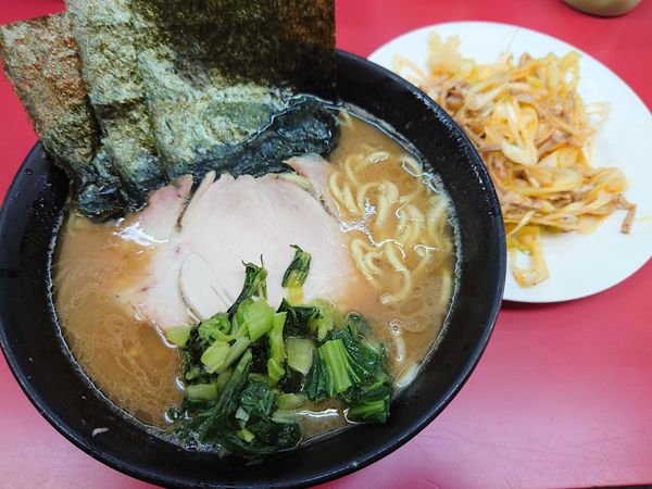 「並ラーメン、ネギチャーシュー」@ラーメン杉田家の写真