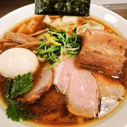 特製ワンタン麺（醤油）（1,200円）