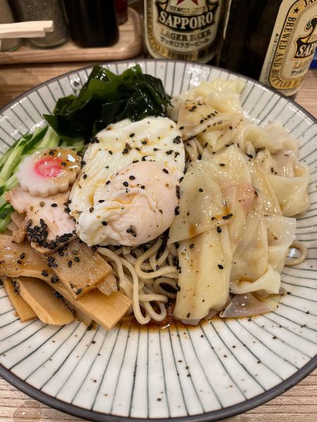 「冷やし中華 ワンタン ワカメ 半熟卵」@らーめん 高尾の写真