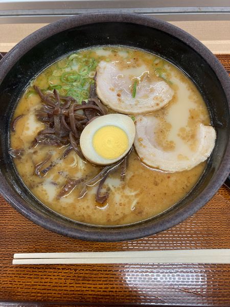 「熊本ラーメン」@ラーメン くすのきの写真