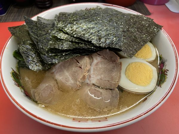 「マンザイラーメン（ｶﾀﾒ ｵｵﾒ）＋海苔＋コーン」@ラーメンショップ マンザイ 浦舟町店の写真