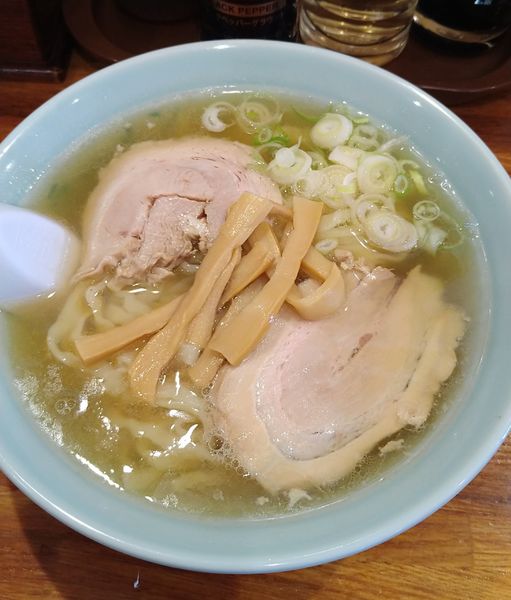 「しょうゆラーメン」@榮ラーメンの写真