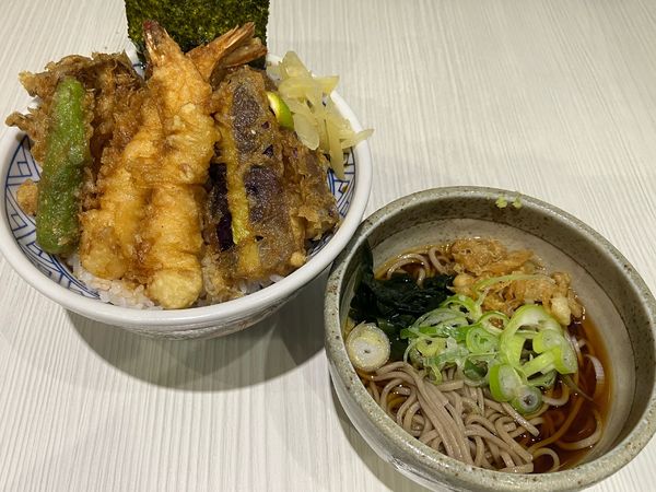 「ランチ天丼蕎麦セット990円」@日本橋天丼 金子屋 ららぽーとTOKYO-BAY店の写真