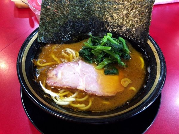「家系ラーメン」@家系ラーメン とらきち家の写真