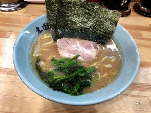「ラーメン 並盛」@横浜家系 志田家の写真