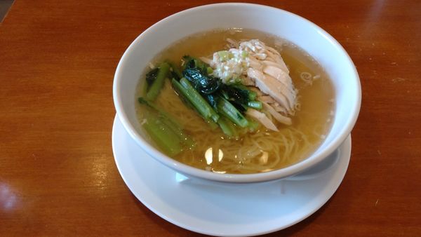 「鶏の塩味そば」@中華キッチン ぐらの写真