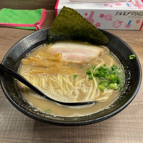「鮪白湯ラーメン」@東大和ラーメン大冬樹Season2の写真