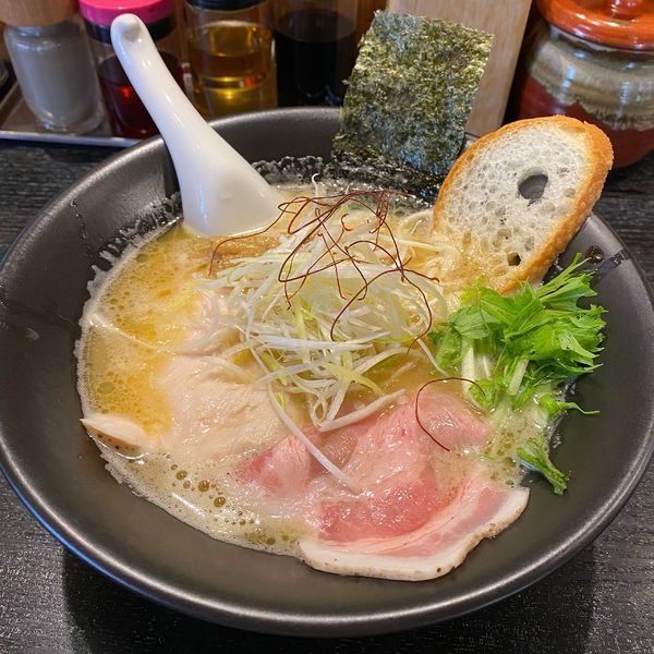 「濃厚鶏白湯 塩」@上気元 いただきの写真