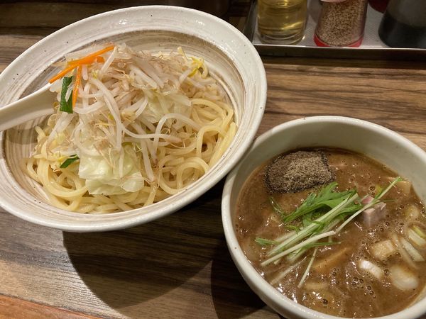 「煮干しつけめん　中」@麺屋 ジャイアン 田無本店の写真