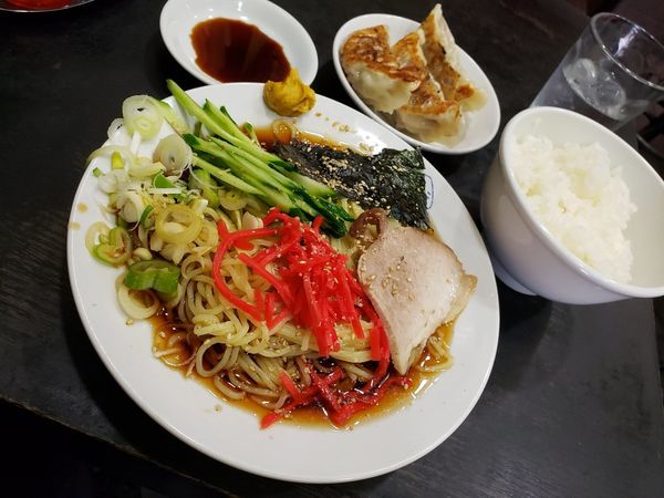 「冷やし中華　半餃子　半ライス」@代一元 大森店の写真
