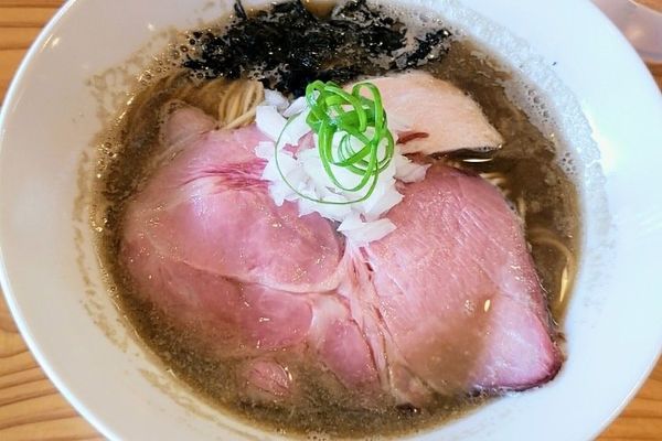 「煮干しそば（醤油）８３０円」@中華蕎麦 みうらの写真