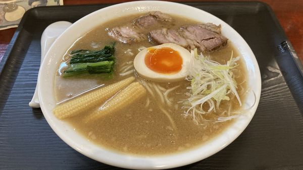 「牛らーめん」@モモヤの写真