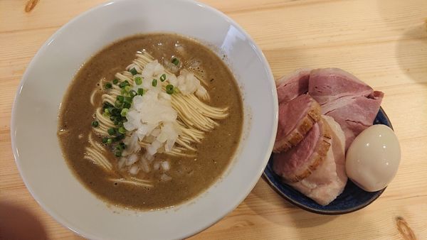 「濃厚煮干し蕎麦」@煮干ソバと米 今日の1番の写真