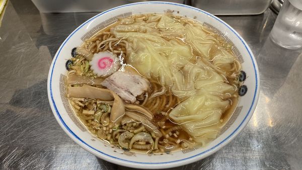 「ワンタンメン」@中華そば みたかの写真