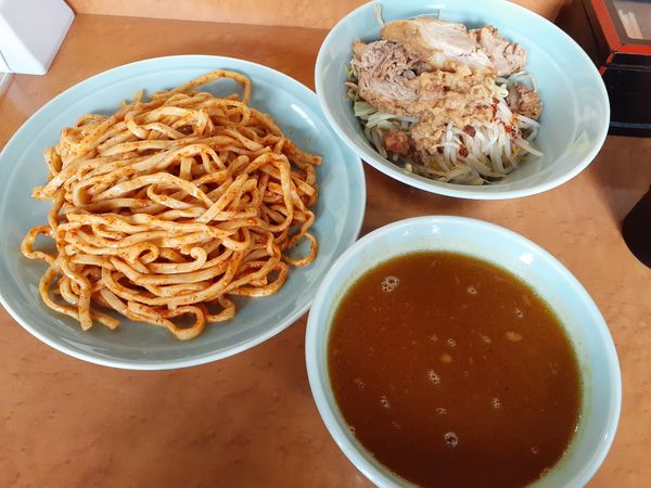 「だんだん辛くなるつけ麺、味噌味」@立川マシマシ ロイヤルスープの写真