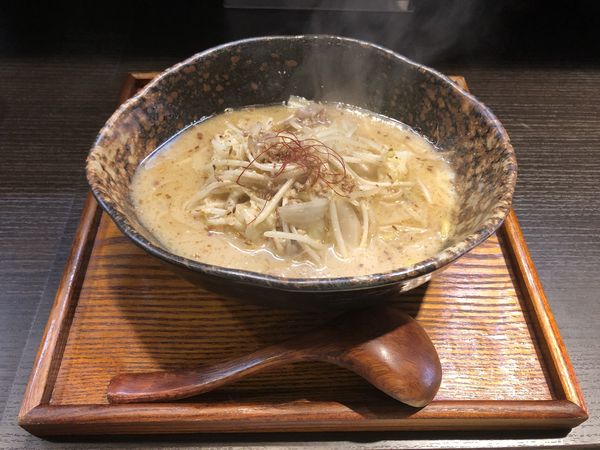 「味噌らーめん 890円」@札幌味噌ラーメン ひつじの木 大森店の写真