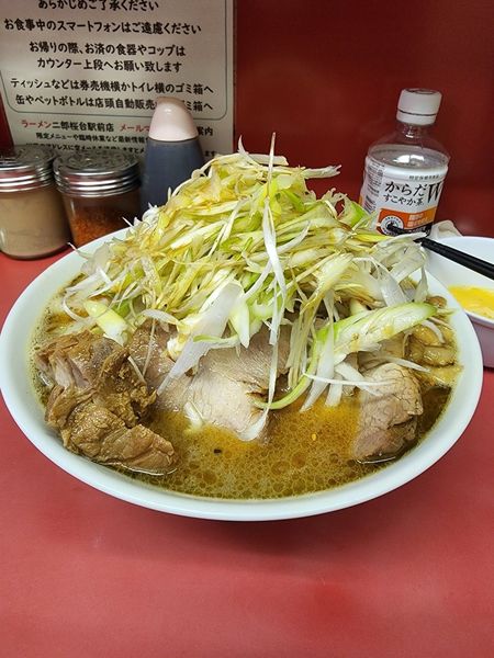 「小豚ラーメン つけ味」@ラーメン二郎 桜台駅前店の写真