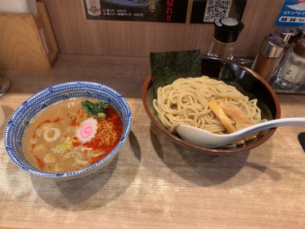 「坦々つけ麺小(750円)」@舎鈴 エキュート赤羽店の写真