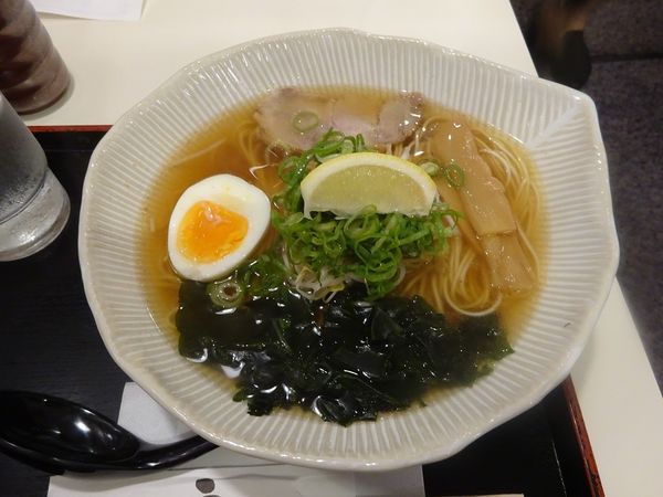 「れもんラーメン」@英多朗の写真