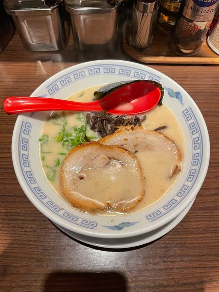 「白(680円)」@博多らーめん 一心堂 蒲田店の写真