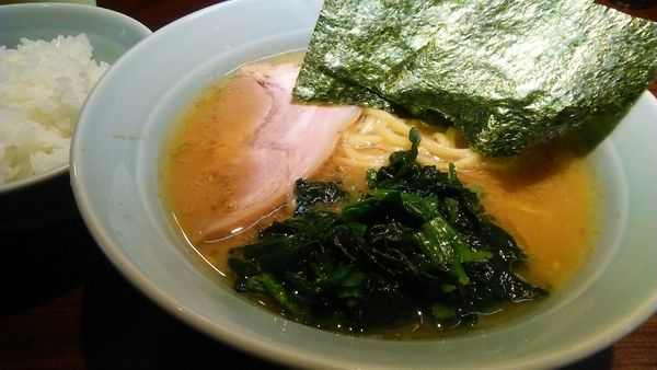 「らーめん 800円」@麺家市政の写真