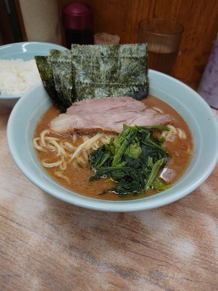 「ラーメン並」@横浜ラーメン 武蔵家 志木店の写真