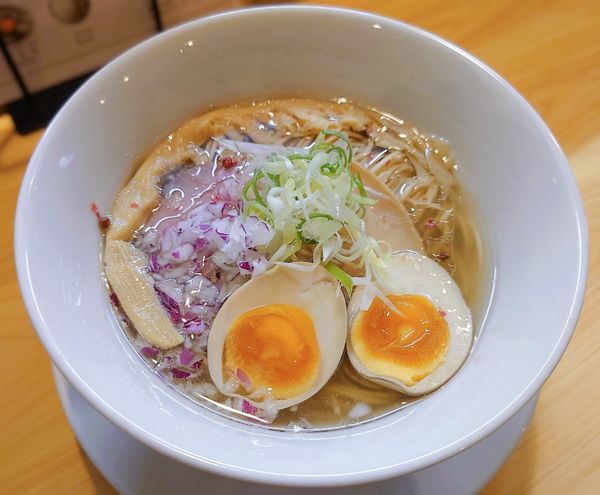 「味玉塩らぁ麺」@麺屋 そわかの写真