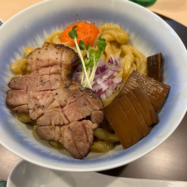 「あぶらそばこってり鶏油」@手打麺祭 かめ囲の写真