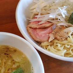 つけめん（塩）￥800・ねぎ ￥100