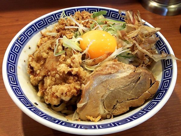 「特製汁なし並」@びんびん豚 坂戸店の写真