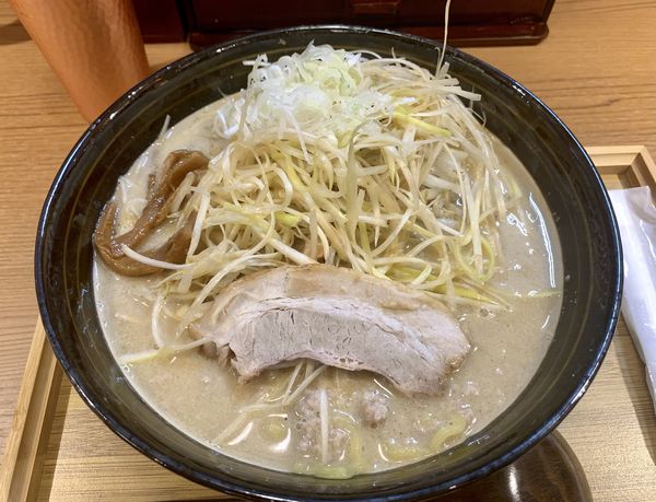 「ネギ味噌ラーメン1030円」@いと井 東京ラーメン横丁店の写真