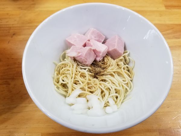 「和え玉黒」@めんや天夢の写真