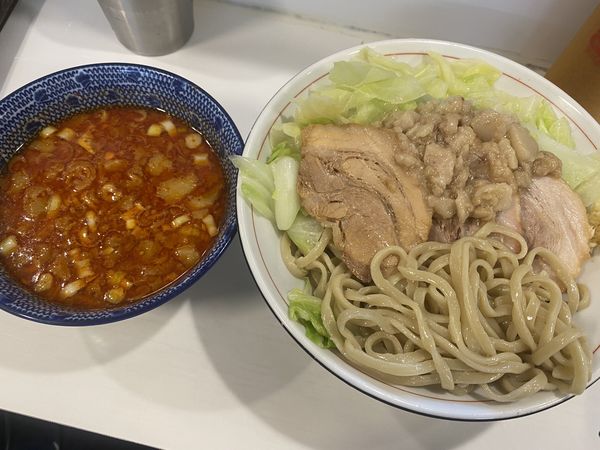「辛いつけ麺+豚一枚追加」@ハイパーファットンの写真