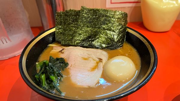 「学生ラーメン」@横浜家系ラーメン 大﨑家の写真