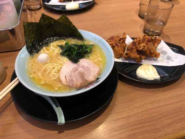 「唐揚げセット」@町田商店 横浜駅前店の写真